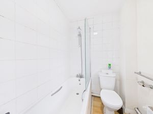 Photo 21- click for photo gallery